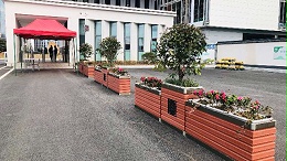 张家界校园入口组合隔离花箱