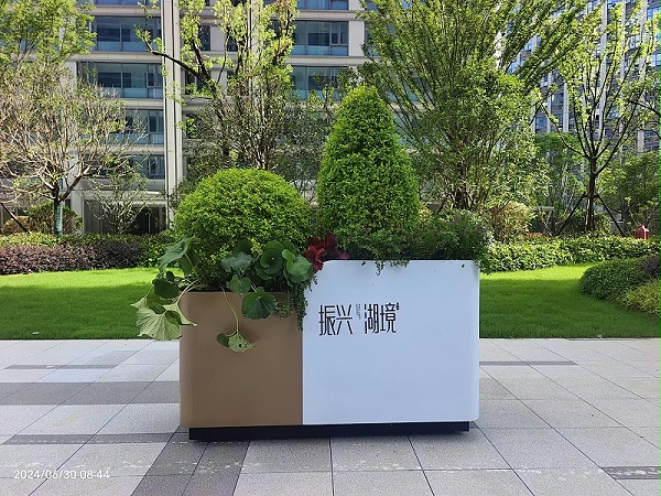 小区花箱
