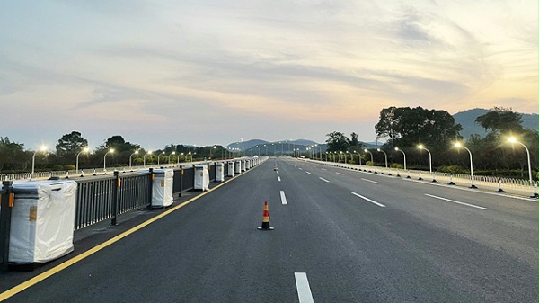 安庆机场路花箱景观项目案例！