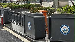 濮阳油田总医院全场换装朗汀移动花箱护栏，下车就被花海“治愈”