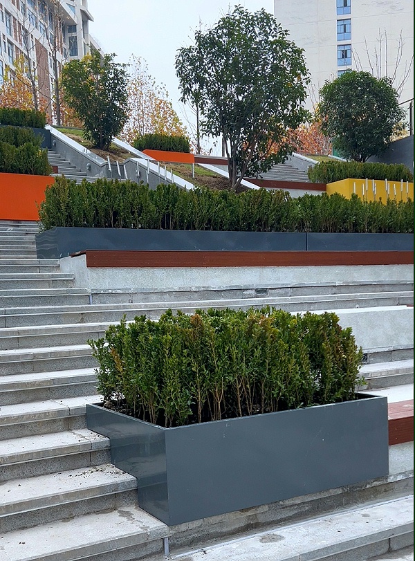 台阶花箱案例1