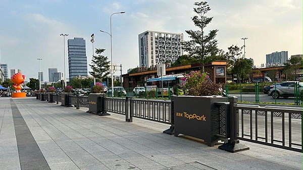 百世千秋护栏首图1