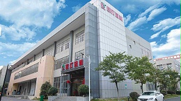 玻璃钢花箱什么现在很少见了？不环保吗？